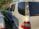 Mercedes-Benz ML 320 1998 годаүшін1 650 000 тг. в Атырау – фото 4
