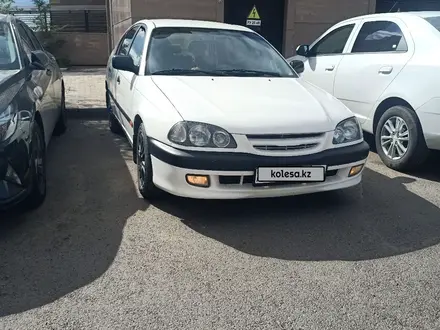 Toyota Avensis 1998 года за 2 500 000 тг. в Астана – фото 3