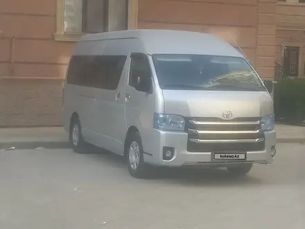 Toyota Hiace 2012 года за 13 000 000 тг. в Актау – фото 2