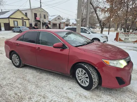 Toyota Camry 2013 года за 5 900 000 тг. в Актобе – фото 2