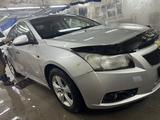 Chevrolet Cruze 2010 года за 3 300 000 тг. в Астана – фото 2