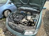 Volkswagen Passat 1999 года за 1 650 000 тг. в Шымкент – фото 2