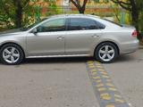 Volkswagen Passat 2013 годаүшін5 500 000 тг. в Астана – фото 5