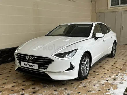 Hyundai Sonata 2020 года за 11 000 000 тг. в Шымкент