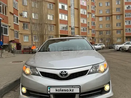 Toyota Camry 2012 года за 8 500 000 тг. в Актобе – фото 2