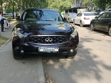 Infiniti FX35 2009 года за 8 500 000 тг. в Алматы – фото 7