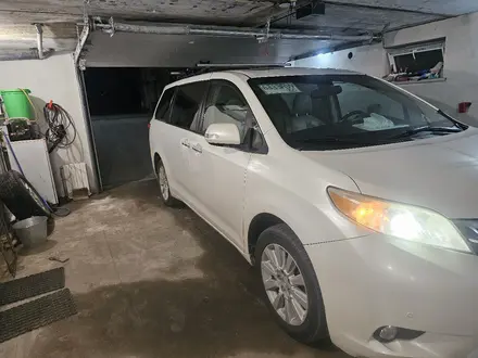 Toyota Sienna 2013 годаүшін12 500 000 тг. в Актобе – фото 14