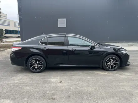 Toyota Camry 2021 года за 13 200 000 тг. в Павлодар – фото 8
