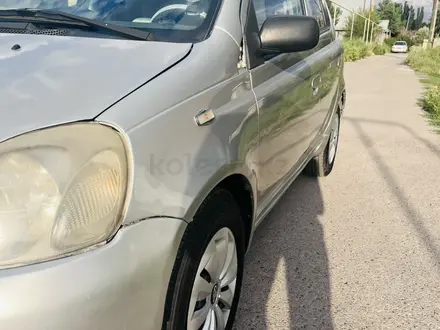 Toyota Yaris 2001 года за 2 800 000 тг. в Алматы – фото 2