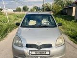 Toyota Yaris 2001 годаүшін2 800 000 тг. в Алматы