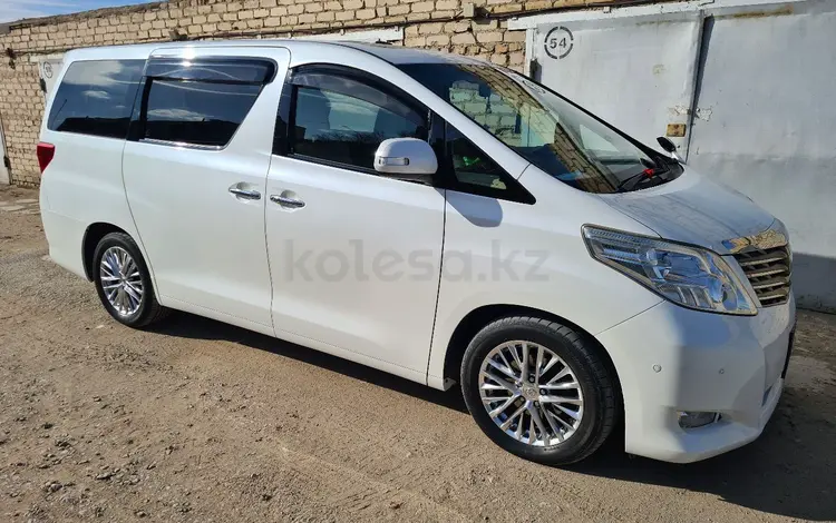 Toyota Alphard 2010 годаfor14 000 000 тг. в Байконыр