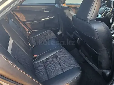 Toyota Camry 2014 года за 6 550 000 тг. в Актобе – фото 5