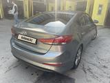 Hyundai Elantra 2017 годаfor7 500 000 тг. в Алматы – фото 5