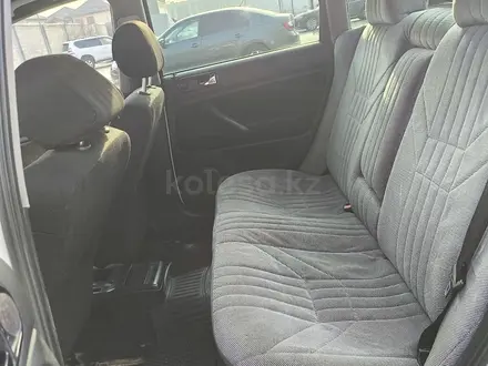Volkswagen Passat 1997 года за 900 000 тг. в Алматы – фото 9