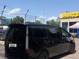 Hyundai Staria 2022 годаүшін21 800 000 тг. в Алматы – фото 4