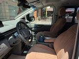 Hyundai Staria 2022 годаүшін21 800 000 тг. в Алматы – фото 5