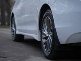 Toyota Sienna 2020 года за 15 900 000 тг. в Алматы – фото 5