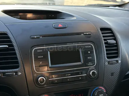 Kia Cerato 2014 года за 5 800 000 тг. в Атырау – фото 25