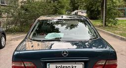 Mercedes-Benz E 320 2001 года за 7 400 000 тг. в Алматы – фото 4