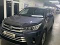 Toyota Highlander 2018 года за 17 200 000 тг. в Алматы – фото 18