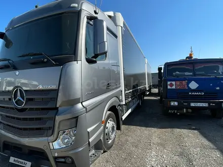 Mercedes-Benz  Actros 2015 года за 45 000 000 тг. в Шымкент – фото 22