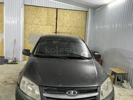 ВАЗ (Lada) Granta 2190 2013 года за 1 100 000 тг. в Актау – фото 2