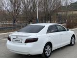 Toyota Camry 2007 годаүшін5 700 000 тг. в Айтеке би – фото 3