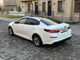Kia K5 2019 года за 8 500 000 тг. в Алматы – фото 2