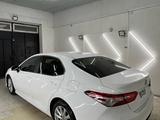 Toyota Camry 2018 года за 10 500 000 тг. в Актау – фото 4