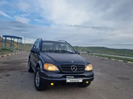 Mercedes-Benz ML 320 1999 года за 4 700 000 тг. в Талдыкорган