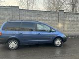 Volkswagen Sharan 1995 года за 2 350 000 тг. в Алматы – фото 3