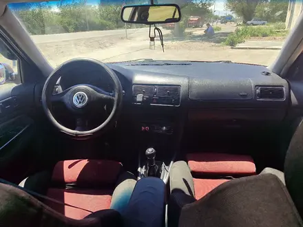 Volkswagen Golf 2003 года за 1 850 000 тг. в Алматы – фото 2