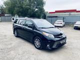 Toyota Sienna 2019 года за 15 300 000 тг. в Алматы