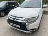 Mitsubishi Outlander 2015 года за 10 000 000 тг. в Алматы