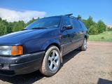 Volkswagen Passat 1991 годаүшін1 800 000 тг. в Астана – фото 2