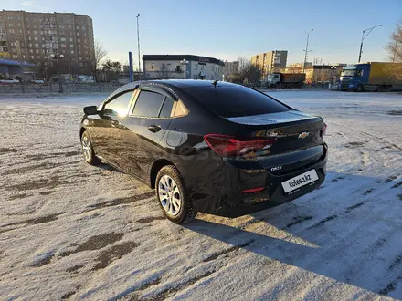 Chevrolet Onix 2024 года за 7 100 000 тг. в Семей – фото 8