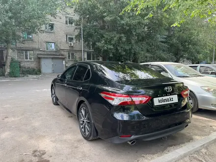 Toyota Camry 2023 года за 17 300 000 тг. в Экибастуз – фото 6