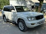 Toyota Land Cruiser 2001 года за 8 000 000 тг. в Актобе