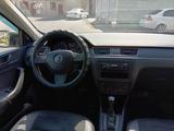 Skoda Rapid 2015 годаүшін4 900 000 тг. в Актау – фото 2