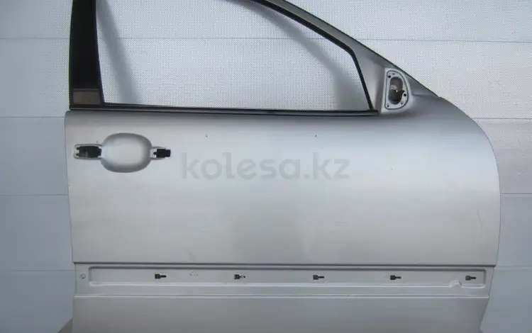 Дверь передняя правая Mercedes E-класс W210 (210) за 25 000 тг. в Алматы