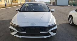 Hyundai Elantra 2023 года за 8 500 000 тг. в Атырау – фото 4