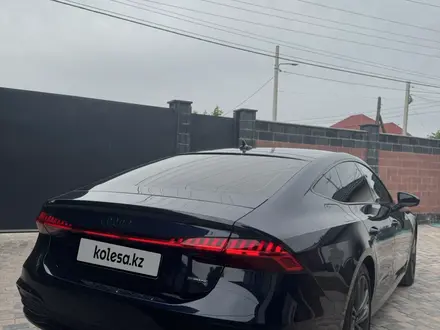 Audi A7 2022 года за 33 000 000 тг. в Алматы – фото 2