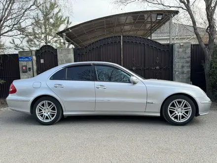 Mercedes-Benz E 320 2002 года за 7 500 000 тг. в Алматы – фото 3