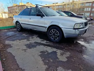Audi 80