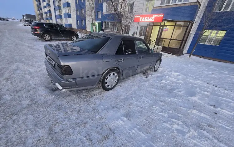 Mercedes-Benz E 280 1993 года за 1 900 000 тг. в Караганда