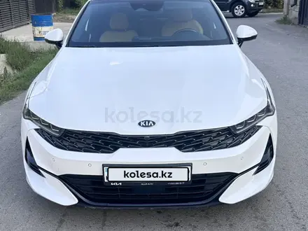 Kia K5 2021 года за 13 300 000 тг. в Алматы – фото 3