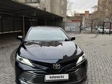 Toyota Camry 2019 года за 13 800 000 тг. в Семей – фото 4