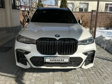 BMW X7 2020 года за 46 000 000 тг. в Алматы