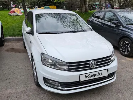 Volkswagen Polo 2018 года за 7 150 000 тг. в Алматы