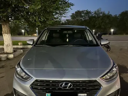 Hyundai Accent 2019 года за 7 666 666 тг. в Актобе – фото 9